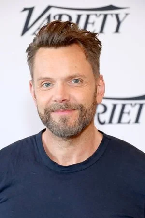 Joel McHale profile
