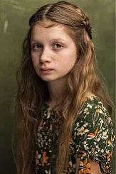 Olivia Lynes profile