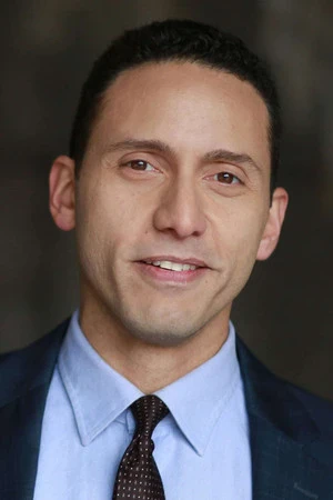 Elliot Villar profile