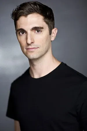 Clayton Scott profile