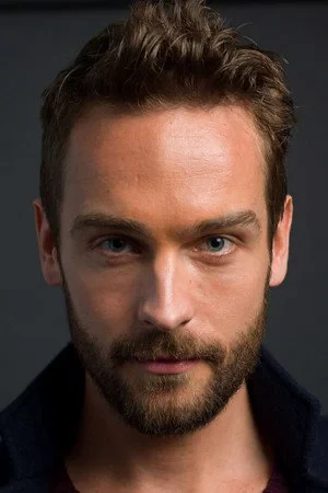 Tom Mison profile