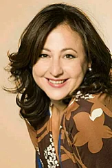 Carmen Machi profile
