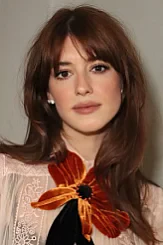 Daisy Edgar-Jones profile