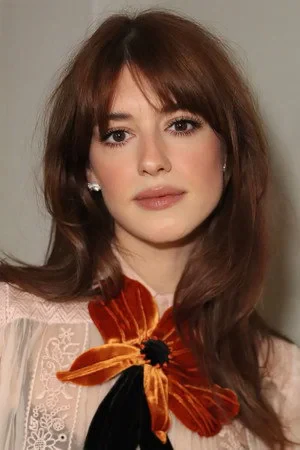 Daisy Edgar-Jones profile