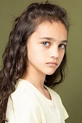 Tara Mohatta profile